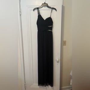 Juniors one-shoulder evening dress
